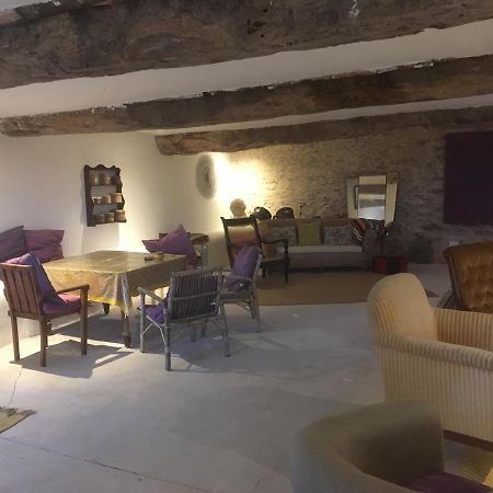 Hotel Chez Alice,simplicité et petite piscine à Mirandol-Bourgnounac Extérieur photo